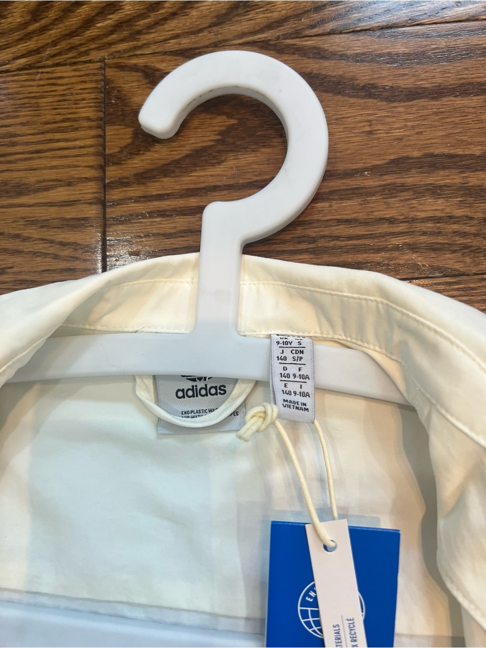 adidas Originals Off White Jacket with Green Trefoil Logo - Picture 8 of 11